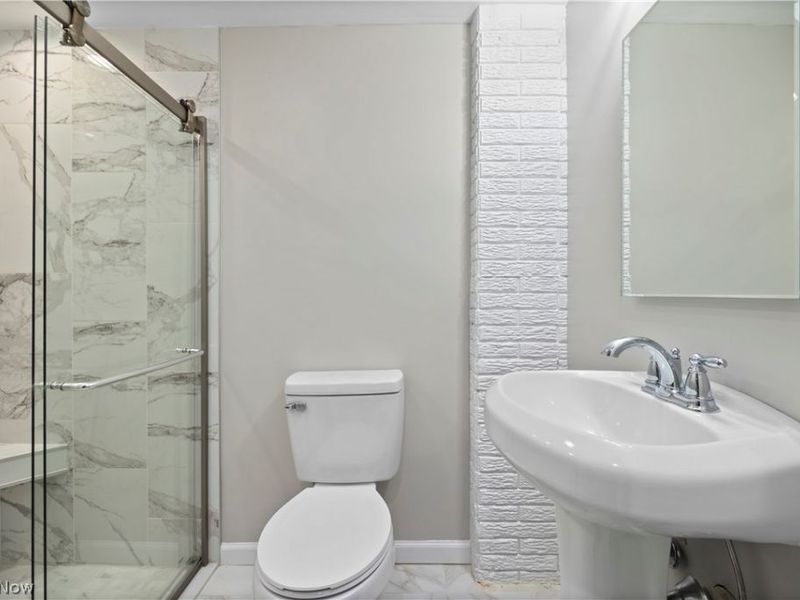 621 Van Oaks Drive, Amherst, OH 44001 Photo 25