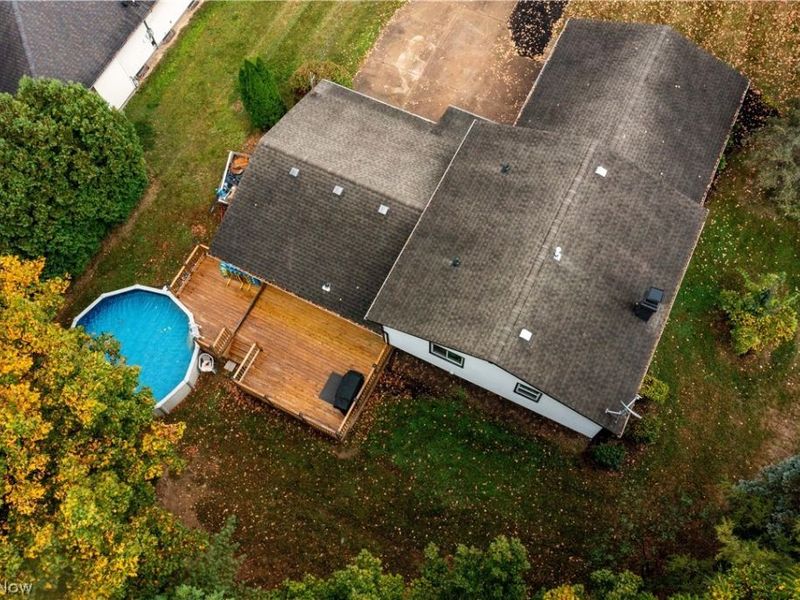 621 Van Oaks Drive, Amherst, OH 44001 Photo 29