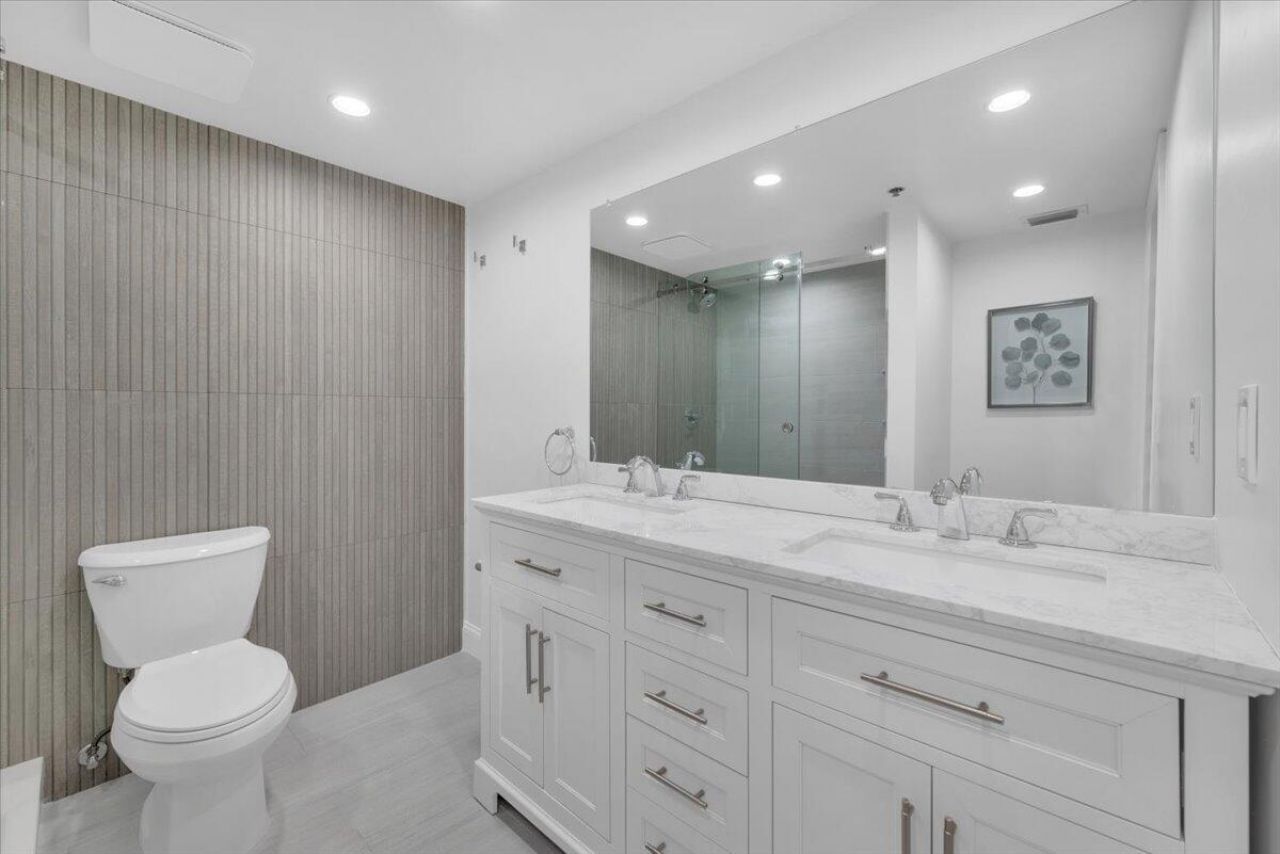 275 Palm Avenue, Unit B304, Jupiter, FL 33477 Photo