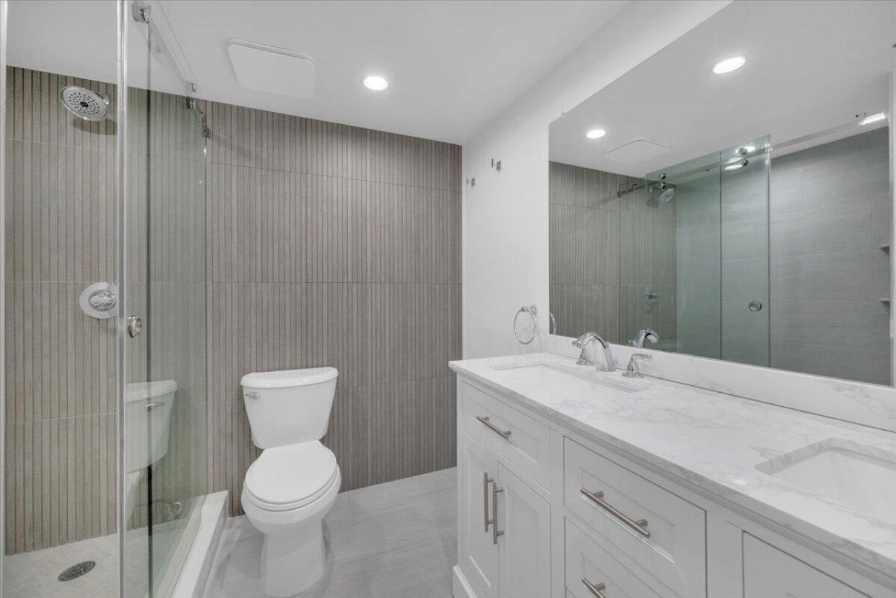 275 Palm Avenue, Unit B304, Jupiter, FL 33477 Photo