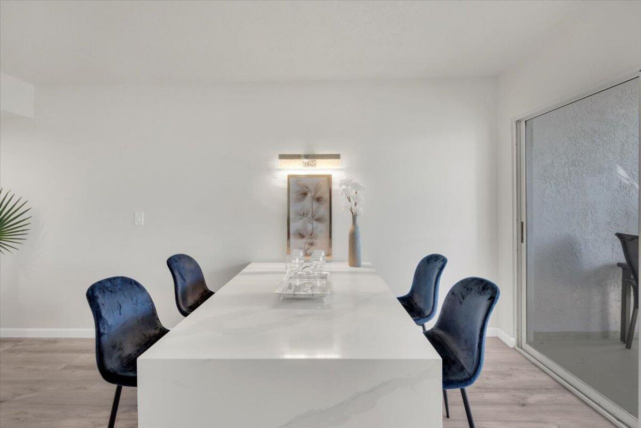 275 Palm Avenue, Unit B304, Jupiter, FL 33477 Photo