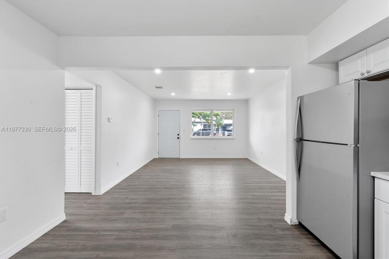 1061 NW 108 Ter , Miami, FL 33168 Photo