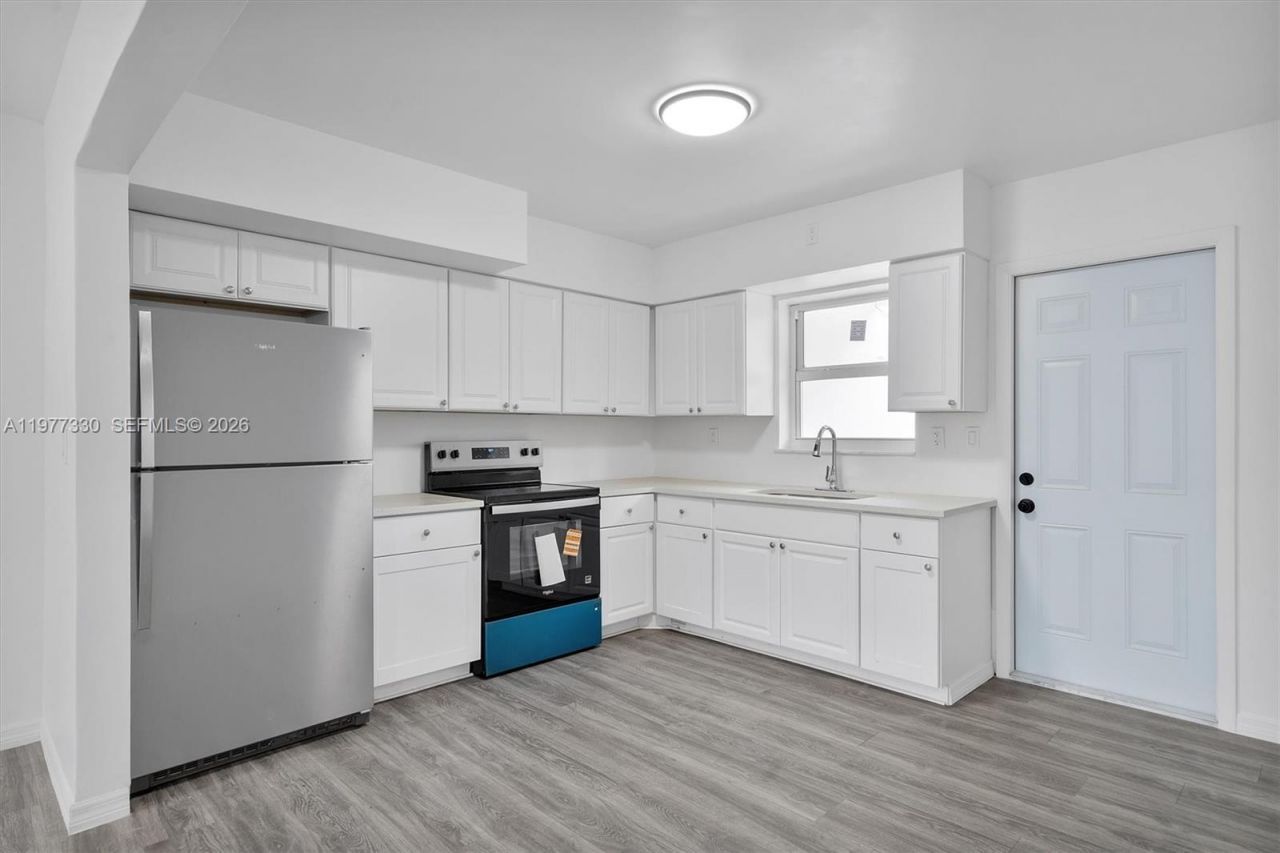 1061 NW 108 Ter , Miami, FL 33168 Photo