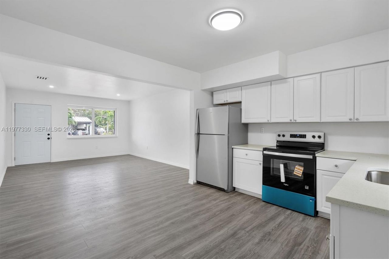 1061 NW 108 Ter , Miami, FL 33168 Photo