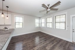 7774 Park Gate Drive photo 4