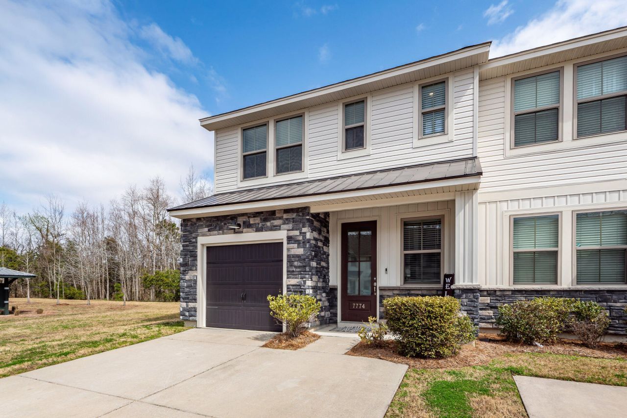 7774 Park Gate Drive Photo 7