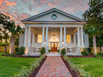 1714 Middle Street, Sullivans Island, SC 29482