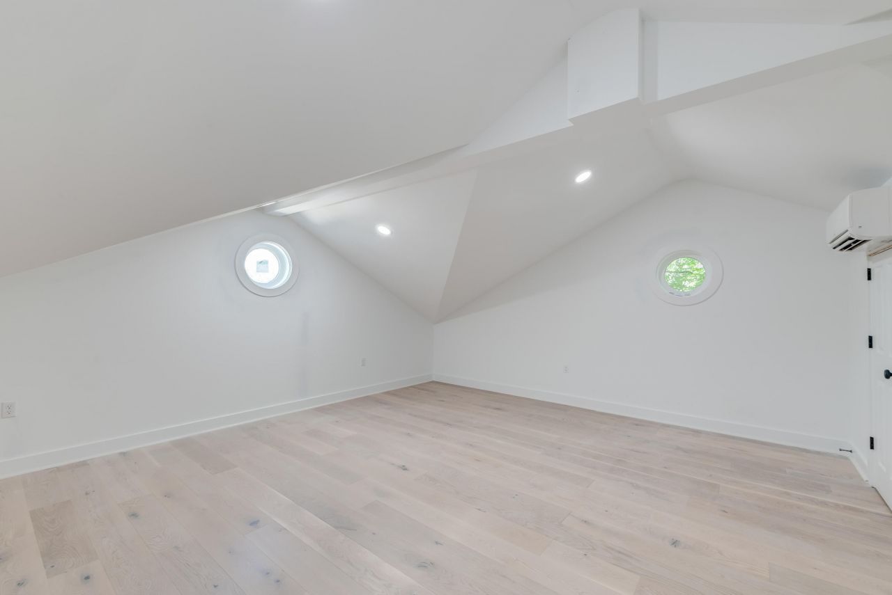 1714 Middle Street Photo 95