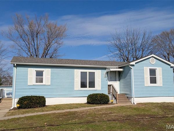 1403 Wilson Street , South Roxana, IL 62087