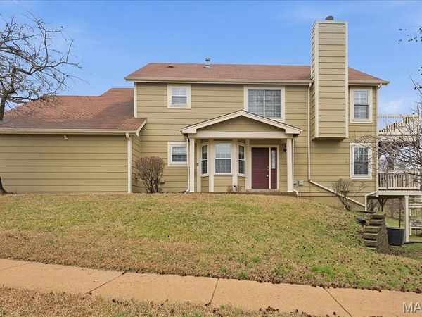 11997 Autumn Trace Court, Maryland Heights, MO 63043