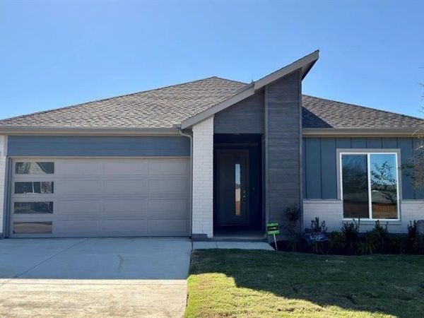 2512 Goldfinch Drive, Denton, TX 76205