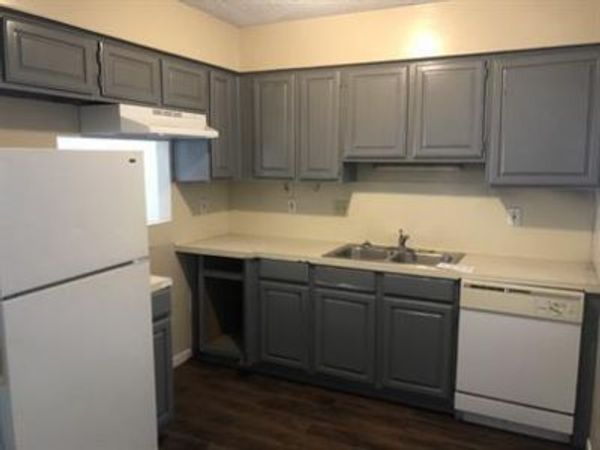 139 Elm DR, Unit 303, Lockhart, TX 78644