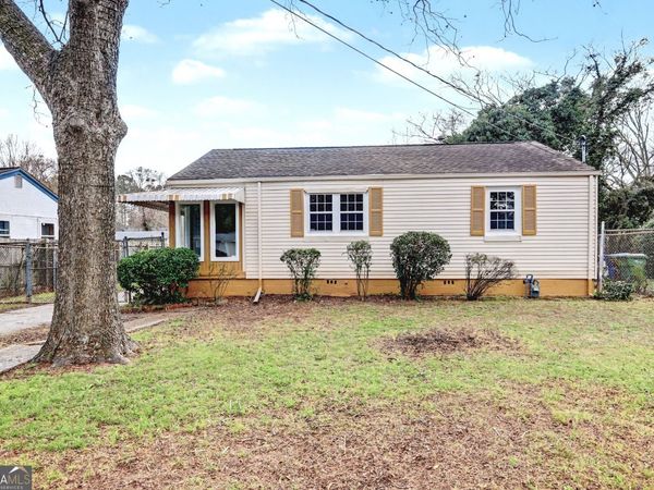 2630 Loghaven Drive NW, Atlanta, GA 30318