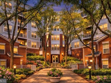 1625 INTERNATIONAL DRIVE , Unit 321, MCLEAN, VA 22102