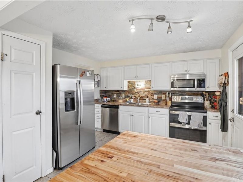 2324 Arrow Ridge Court, Miamisburg, OH 45342 Photo 14