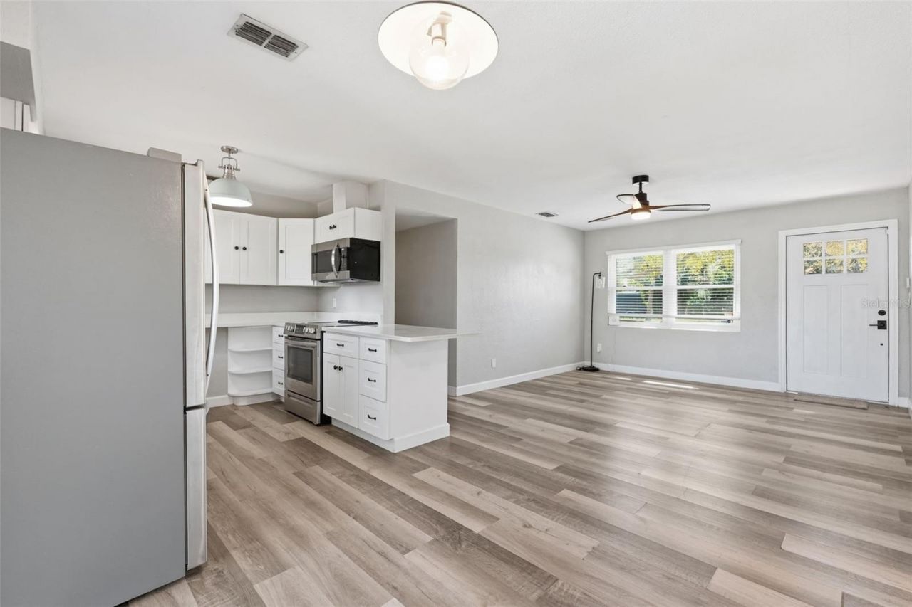 3951 Porpoise Drive Se, Saint Petersburg, FL 33705 Photo