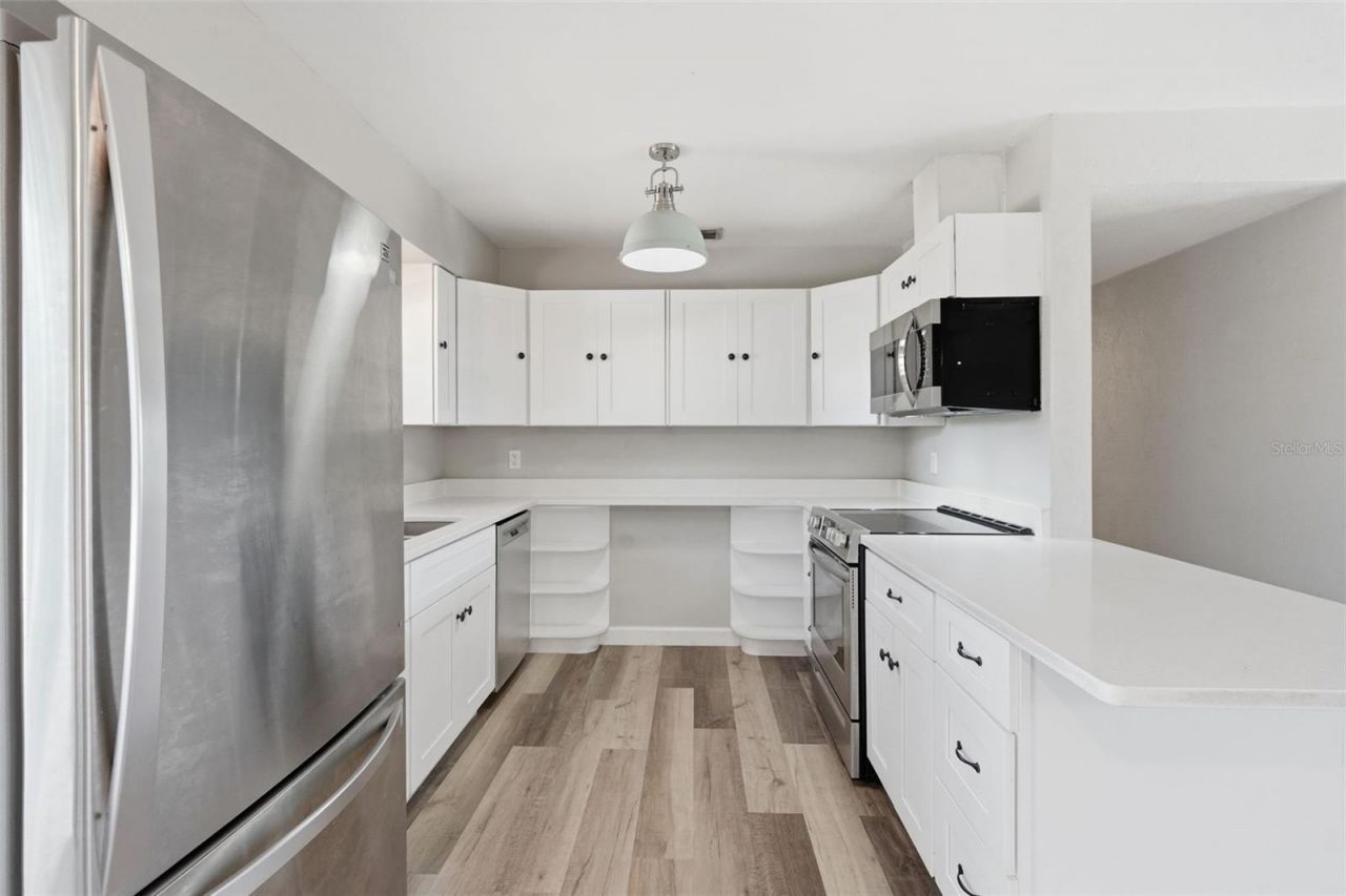 3951 Porpoise Drive Se, Saint Petersburg, FL 33705 Photo