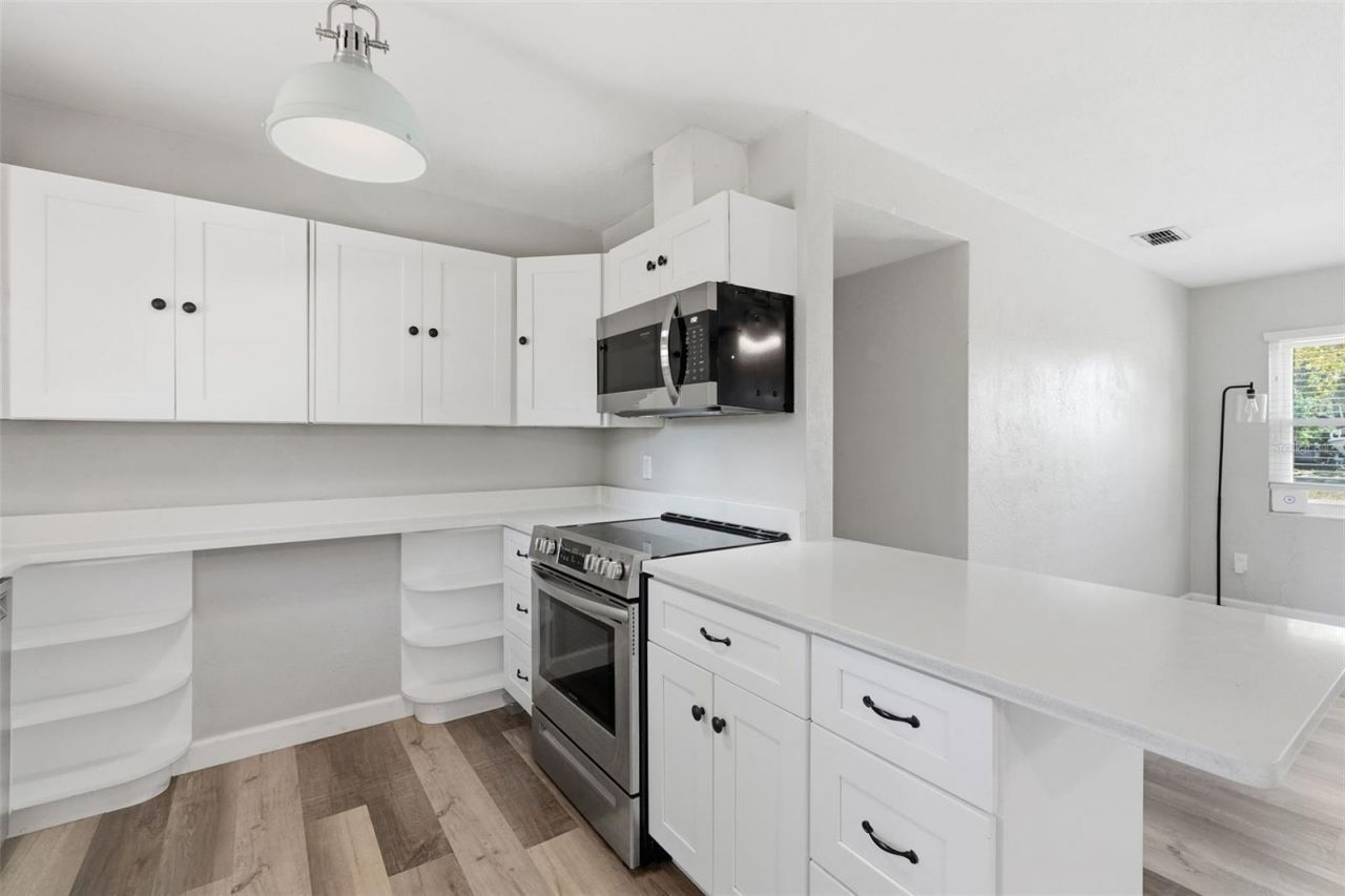 3951 Porpoise Drive Se, Saint Petersburg, FL 33705 Photo