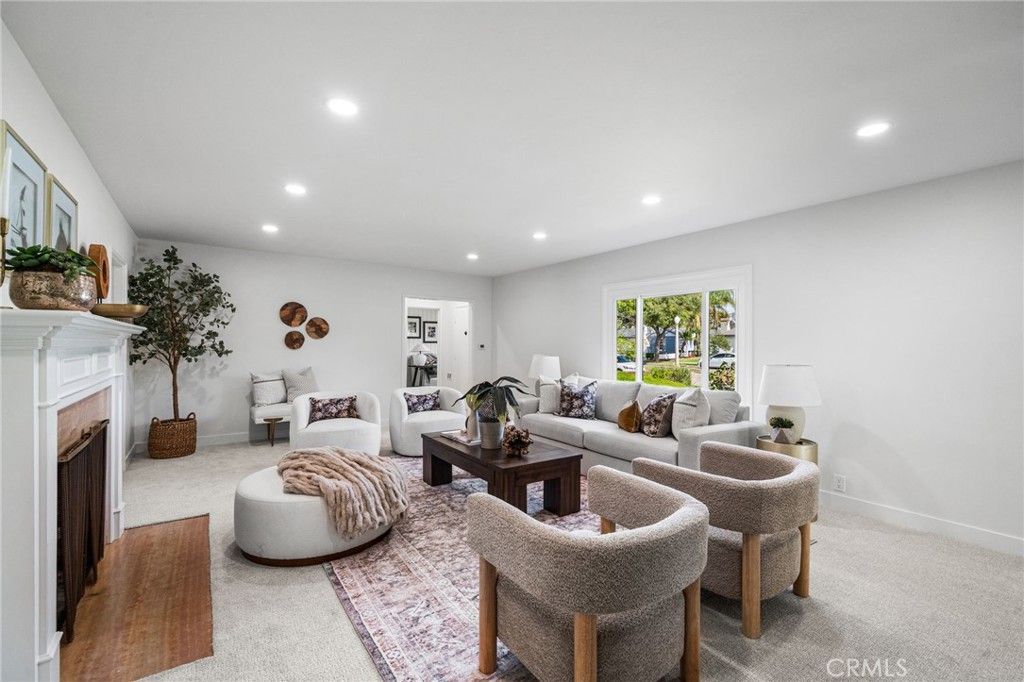 2314 Oakmont Avenue, Santa Ana, CA 92706 Main Photo