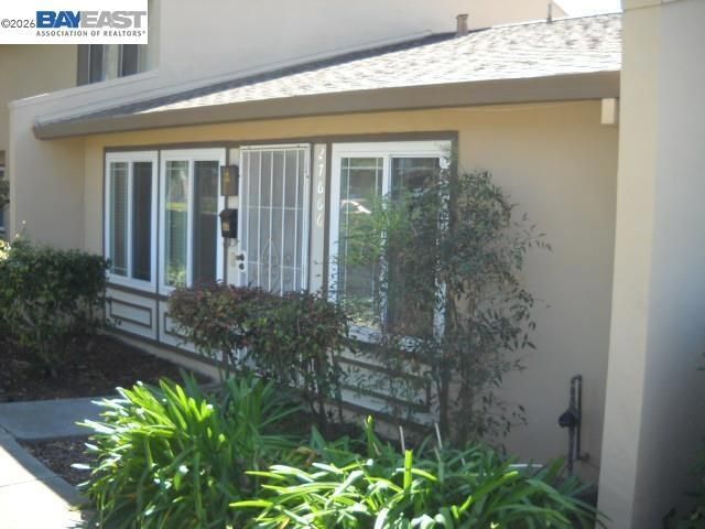 27666 Del Norte Ct, Hayward, CA 94545 Main Photo