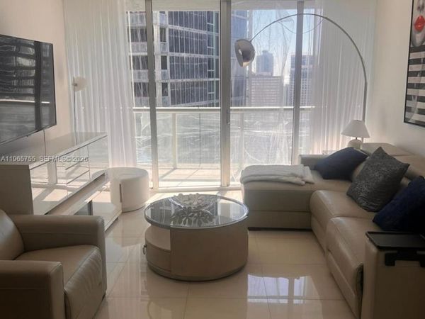 475 Brickell Ave, Unit 3613, Miami, FL 33131