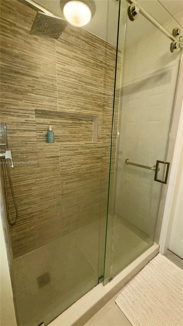 1040 Sandalwood Ln, Weston, FL 33326 Photo