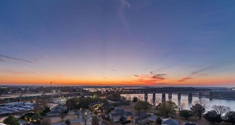 717 Riverside Dr, Unit 1205, Memphis, TN 38103 Main Photo