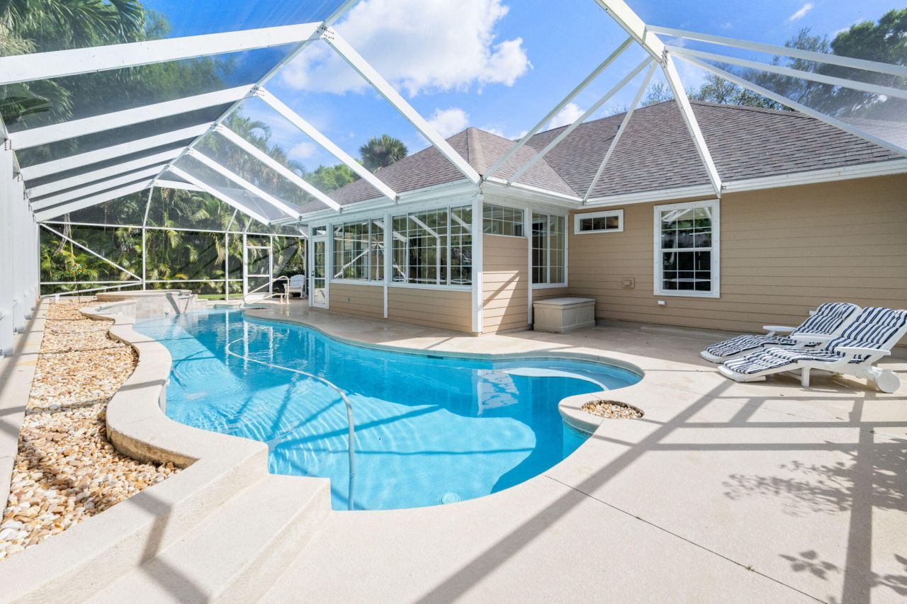 137 38th Court , Vero Beach, FL 32968 Photo