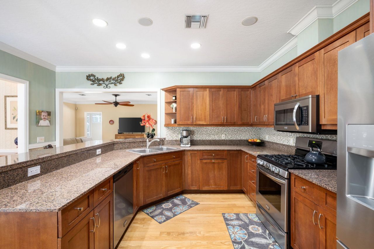 137 38th Court , Vero Beach, FL 32968 Photo