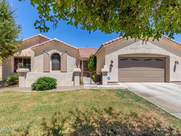 6015 S JOSLYN Lane, Gilbert, AZ 85298