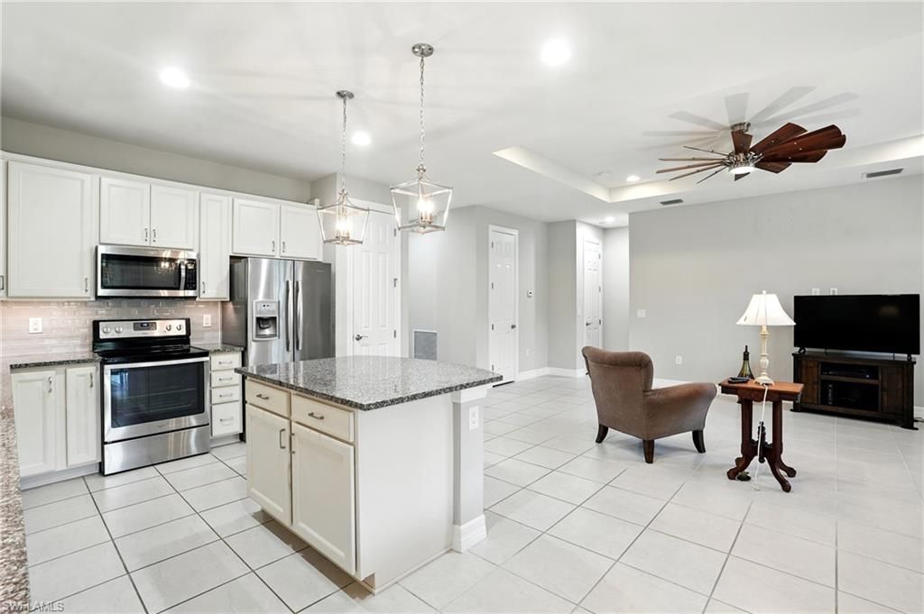 15720 Angelica Dr , Alva, FL 33920 Photo