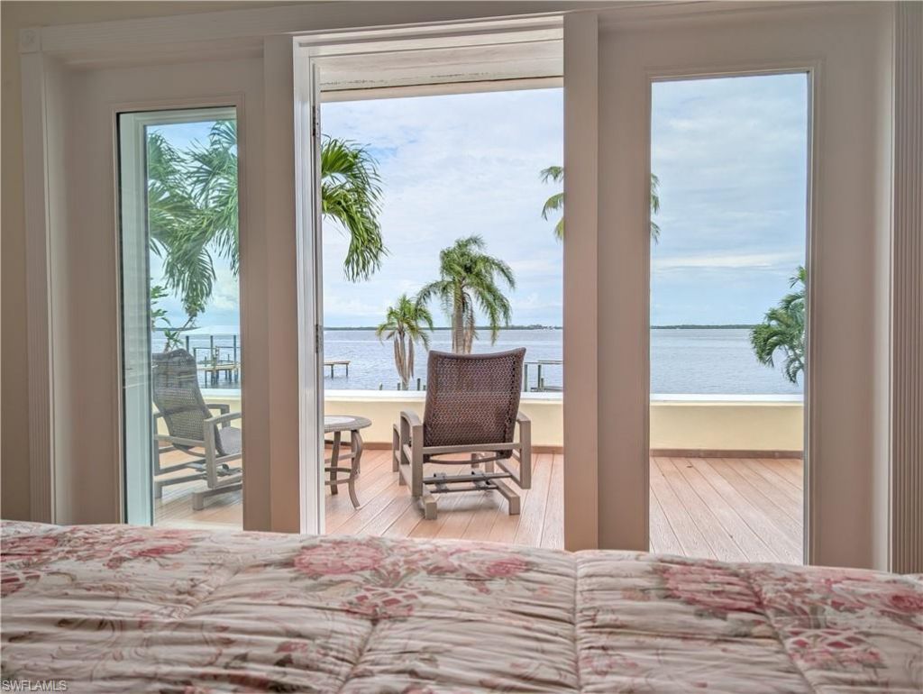 2878 Valencia Way , Fort Myers, FL 33901 Photo