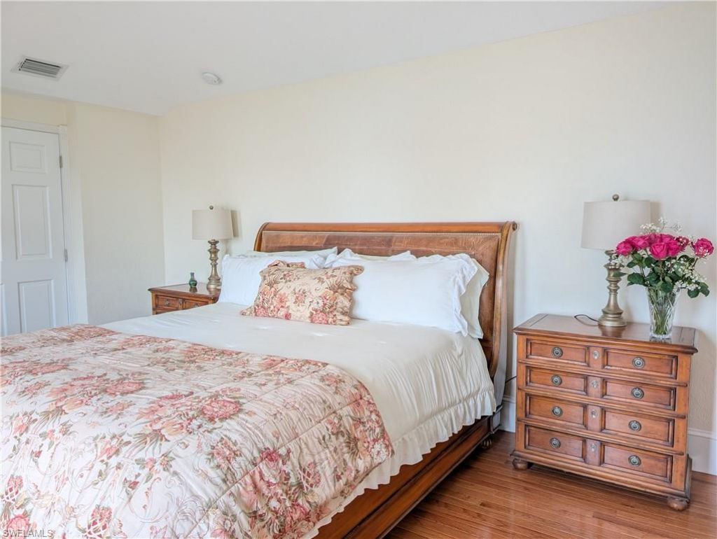 2878 Valencia Way , Fort Myers, FL 33901 Photo