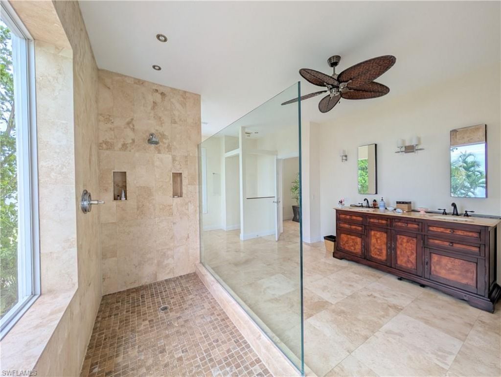 2878 Valencia Way , Fort Myers, FL 33901 Photo