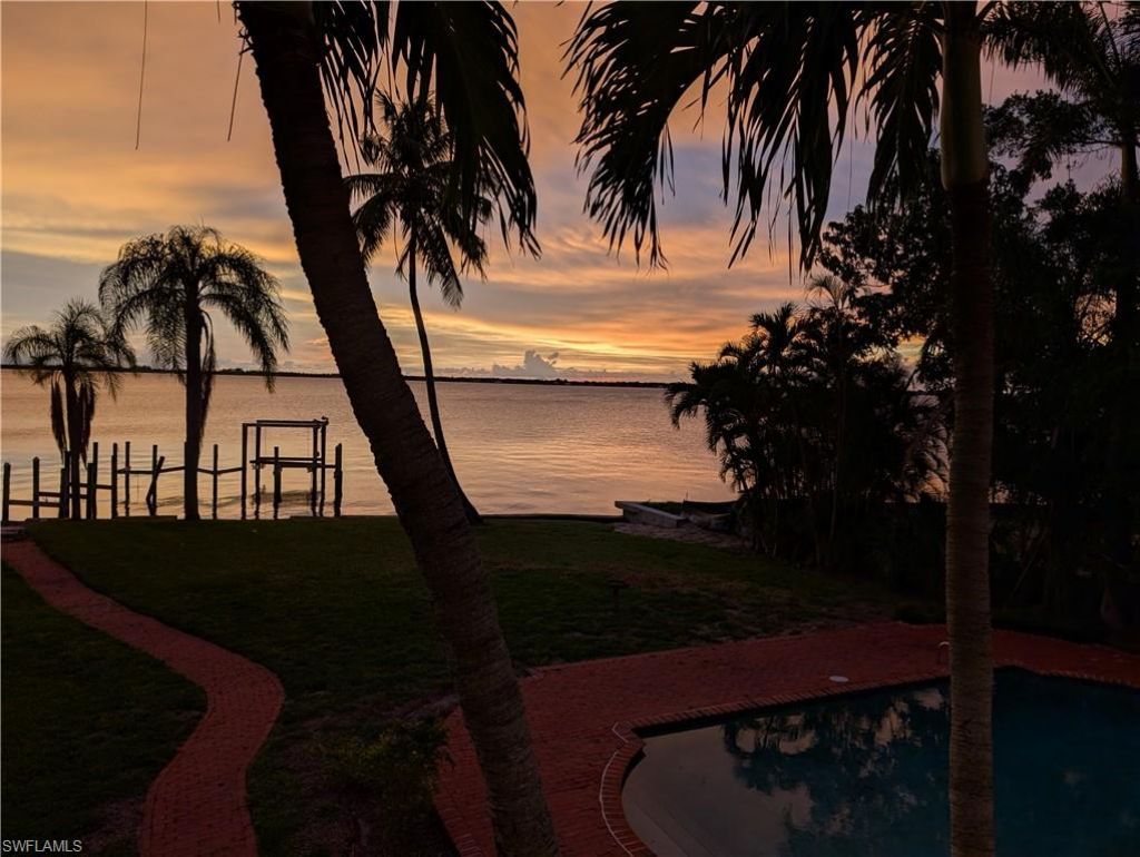 2878 Valencia Way , Fort Myers, FL 33901 Photo