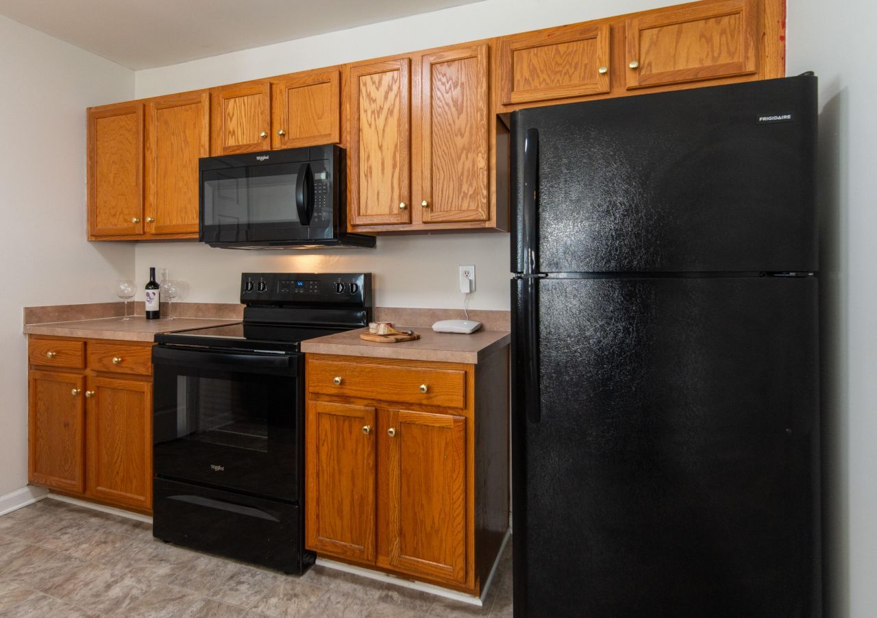 4833 Shady Tree Lane Photo 13