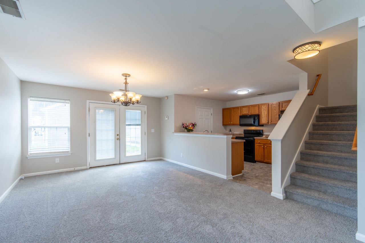 4833 Shady Tree Lane Photo 15