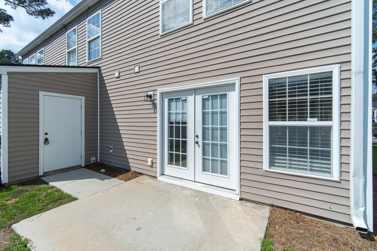 4833 Shady Tree Lane Photo 34