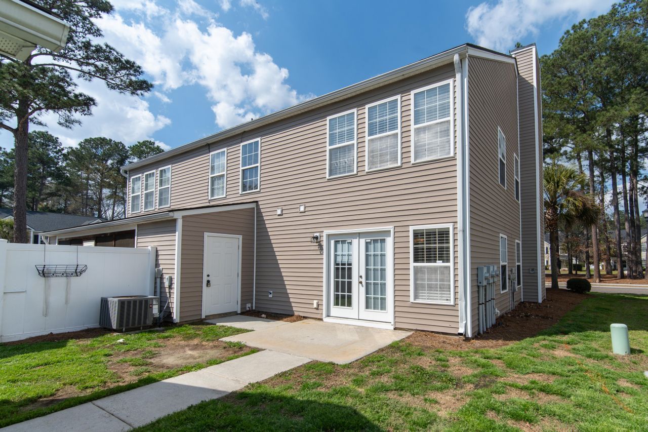 4833 Shady Tree Lane Photo 35