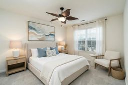 4833 Shady Tree Lane photo 4