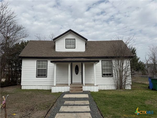 205 E Martin Luther King Jr Boulevard , Taylor, TX 76574