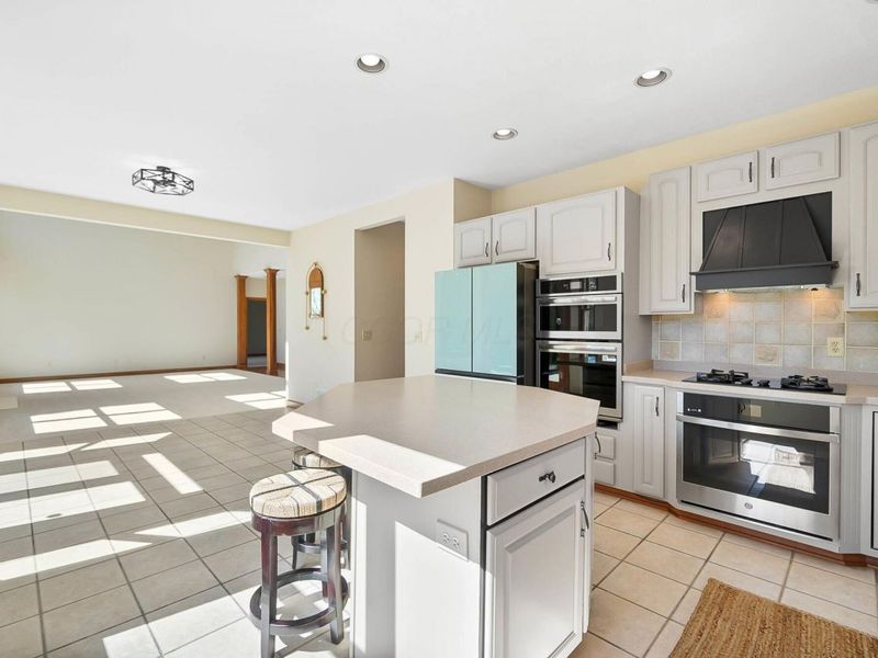 8591 Springflower Drive, Pickerington, OH 43147 Photo 24