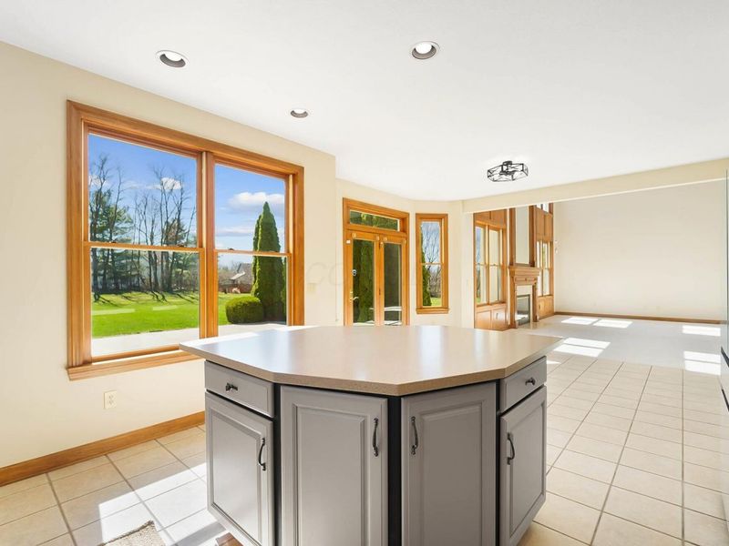 8591 Springflower Drive, Pickerington, OH 43147 Photo 28