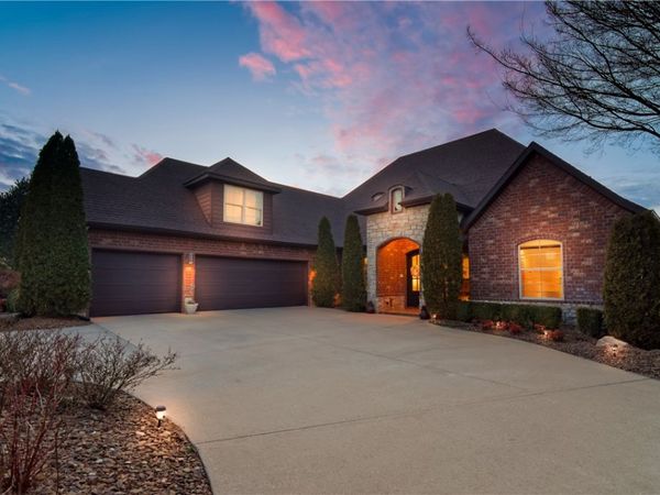 361 N Limestone Drive, Fayetteville, AR 72701