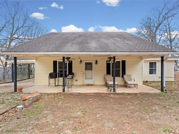 288 Eastport Lane , Springdale, AR 72764
