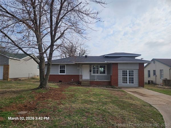 1441 E Cherry Street , Cushing, OK 74023