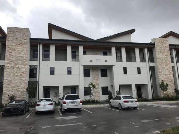 10431 NW 82nd St, Unit 5, Doral, FL 33178