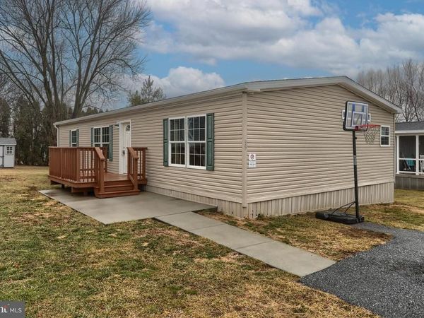 95 NORTHCREST ACRES PARK, LEBANON, PA 17046