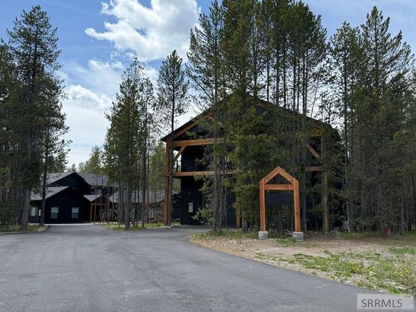 3650 Redtail Street, ISLAND PARK, ID 83429