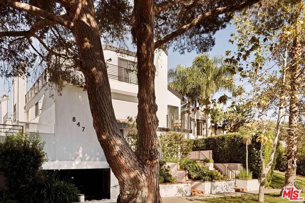 847 17th Street, Unit 1, Santa Monica, CA 90403 Main Photo